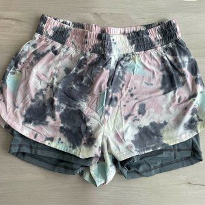 Gilly Hicks Flowy Workout Exercise Gym Shorts Women (M)